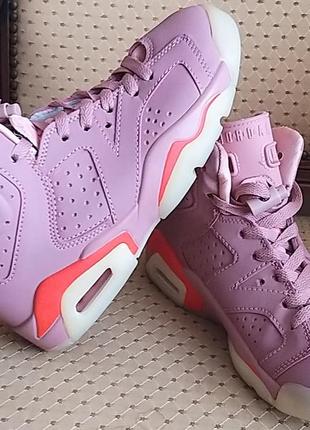 Кроссовки jordan retro 6