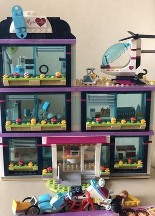 Конструктор lego friends клініка оригінал
