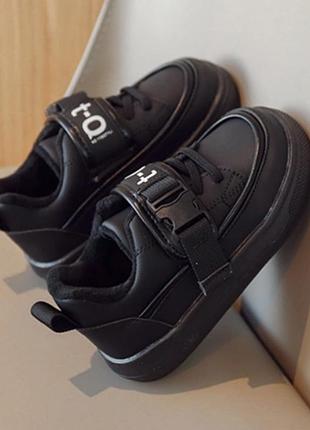 Теплые кросовки для девочки