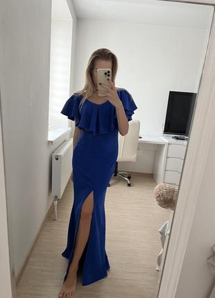 Новое вечернее платье в пол ультра синяя с воланами1 фото