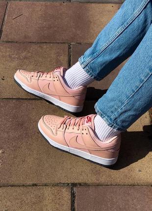 Кроссовки nike sb dunk pink white