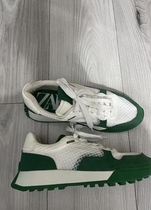 Кроссовки zara colourful trainers green.