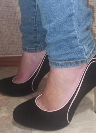 Польские чёрные замшевые туфли на каблуках 37 размера3 фото