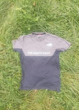 Футболка the north face