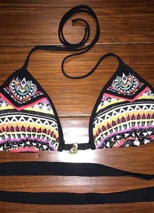 Яркий верх от купальника в этнопринт! чашка a/b