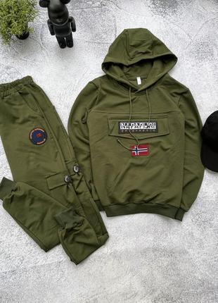Спортивный костюм хаки