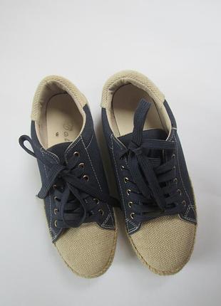 Кеди жіночі