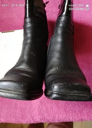 Зимові шкіряні чобітки з натуральним хутром3 фото