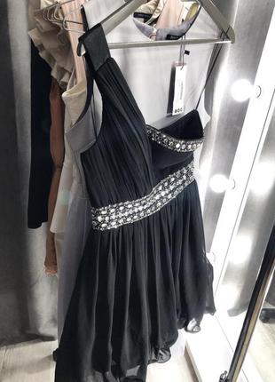 Нарядное женское платье