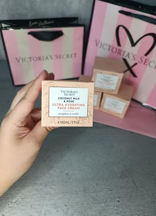 Ультразволожуючий крем для обличчя «coconut milk & rose». victoria's secret. оригінал 🇺🇸