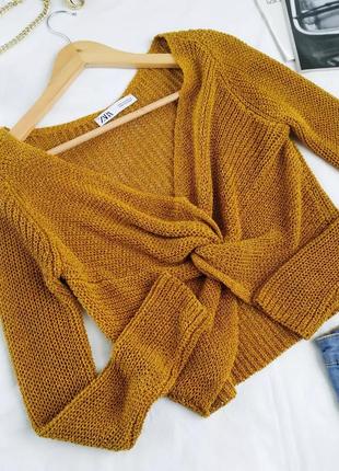 Горчичный свитер от zara
размер м
38