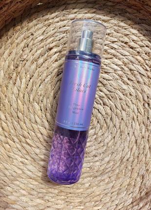 Парфюмированный спрей bath and body works fresh cut lilacs fine fragrance mist 236 мл