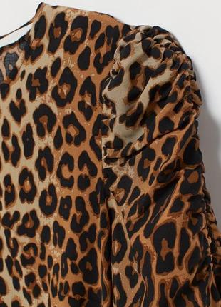 Блуза с рукавами буфами у леопардовый принт h&amp;m, размер 40 m/l4 фото