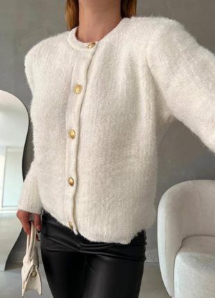 Пухнасті кардигани в стилі massimo dutti