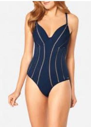 Купальник сдельный размер 48 нижняя