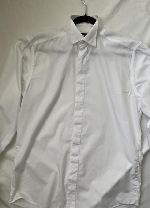 Белая рубашка в идеальном состоянии премиум качество hugo boss