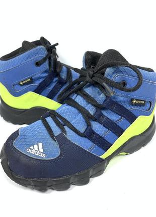 Кроссовки adidas terrex