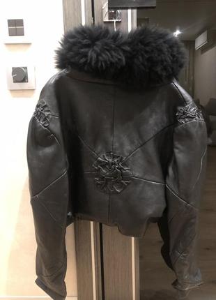 Кожаная куртка с ламой2 фото