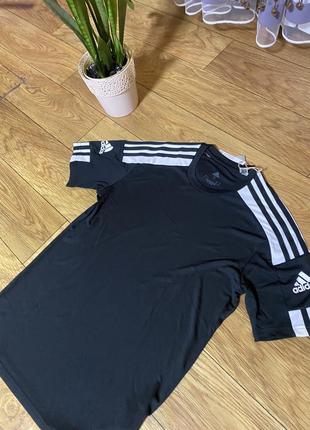 Футболка adidas