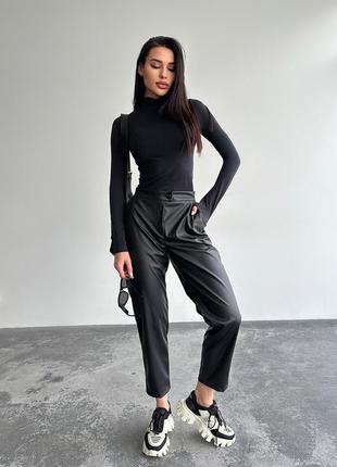 Женские батальные штаны эко-кожа 50-52,54-56 мокко,черный7 фото