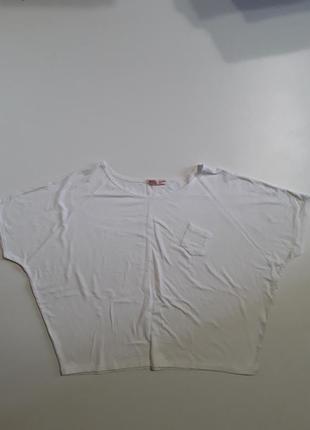 Фирменная футболка