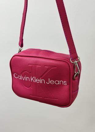 Calvin klein small crossbody bag pink 19 x 14 x 8 см