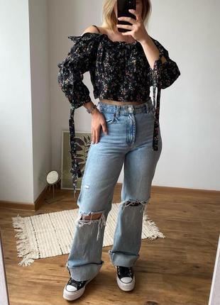 Нова! очень красивая блуза в мелкие цветы от topshop с объемными рукавчиками