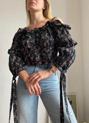 Нова! очень красивая блуза в мелкие цветы от topshop с объемными рукавчиками3 фото