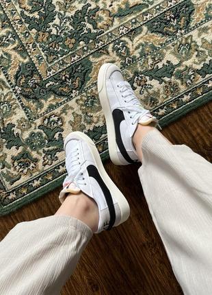 Мужские кроссовки nike blazer low '77 jumbo white black 41-439 фото