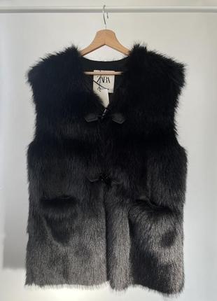 Жилет zara