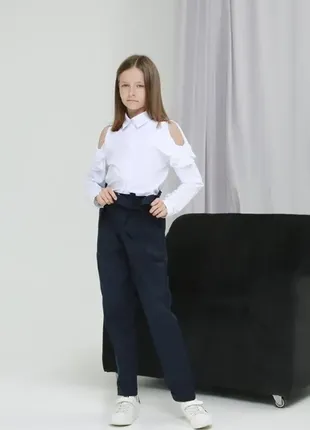 Нежная белая блузка для девочки