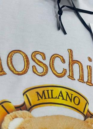 Женская футболка moschino4 фото