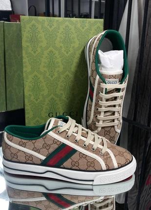 Кеди в стилі gucci