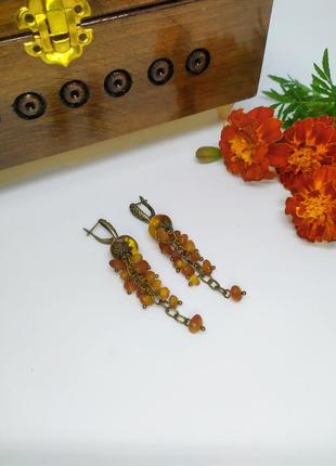 Серьги подвески с натуральным янтарем4 фото