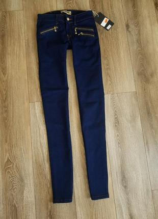 Джинсы синие
