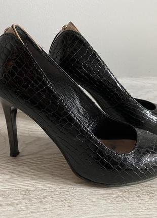 Туфли лодочки