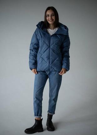 Куртка стеганая деми с капюшоном