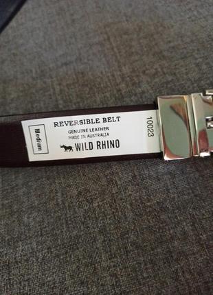 Красивый двухсторонний (чёрный коричневый) кожаный ремень