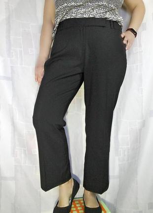 Стильные черные брюки