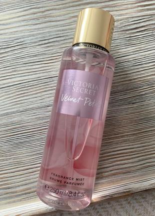 Спрей для тіла victoria's secret velvet petals 250ml