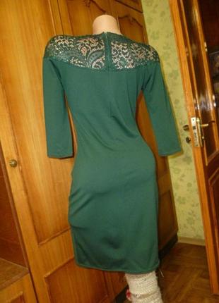 Красивое платье миди весна-осень рукава 3/4 прямое приталенное футляр зеленое4 фото