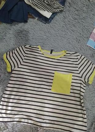 Футболка с кармашком