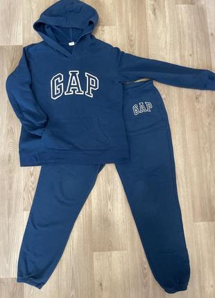 Костюм gap