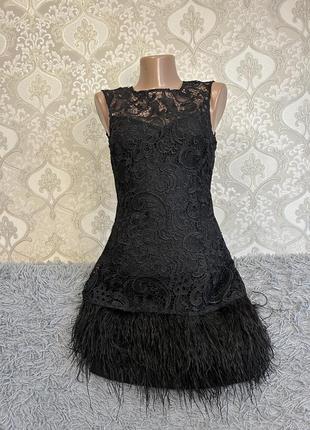 Платье женское с перьями. вечернее платье с натуральным перышком. чёрное платье. платье с перьям.