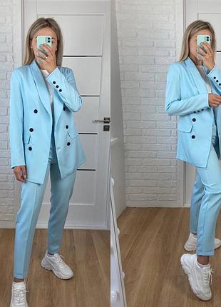 Костюм.
розмір: s, m, l, xl 42,44,46,48.
колір: червоний, чорний, гірчиця, лосось, пудра, морська хвиля, капучино, білий, небесний, тифані.8 фото