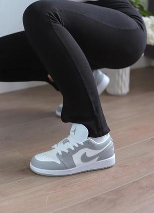 Жіночі кросівки / женские кроссовки air jordan 1 low white/grey6 фото