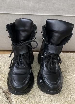 Зимние ботинки