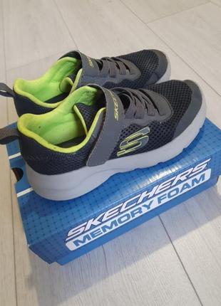 Кроссовки skechers (оригинал)2 фото