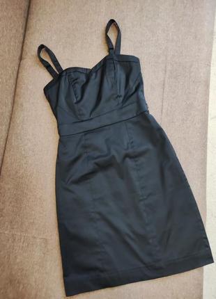 Атласна чорна  сукня