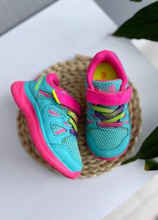 Класні кросівки karrimor 14cm